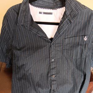 Mens Button down Volcom Shirt